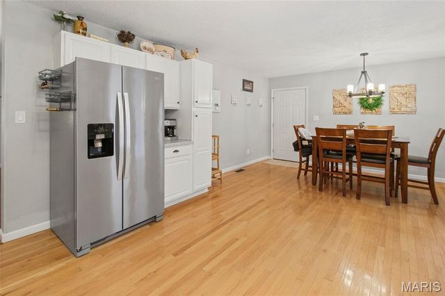 5600 Jenny Lane, Robertsville, MO 63072