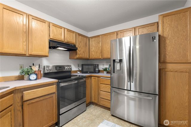 7626 Greenridge Loop SW, Olympia, WA 98512