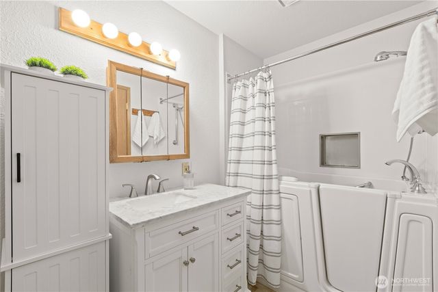 7626 Greenridge Loop SW, Olympia, WA 98512