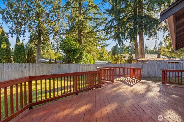 7626 Greenridge Loop SW, Olympia, WA 98512
