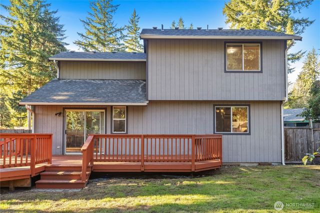 7626 Greenridge Loop SW, Olympia, WA 98512
