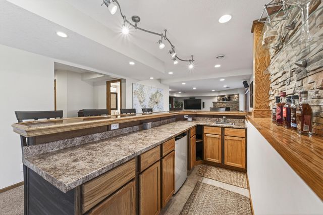 6657 White Birch Court, Blaine, MN 55014