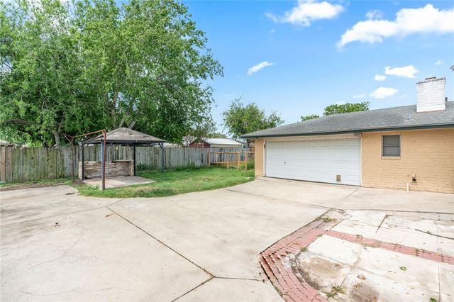 4513 Coody, Corpus Christi, TX 78413