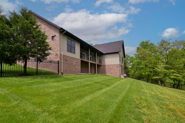 112 Cedar Bluff, Saddlebrooke, MO 65630