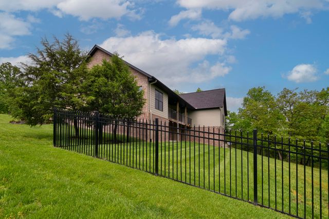 112 Cedar Bluff, Saddlebrooke, MO 65630