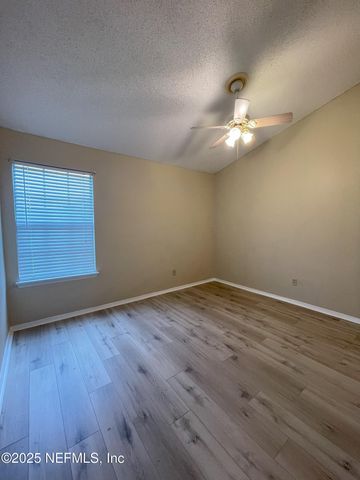 12044 CANDLEWYCK Lane, Jacksonville, FL 32225