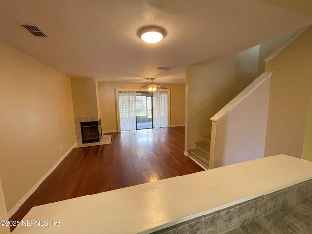 12044 CANDLEWYCK Lane, Jacksonville, FL 32225