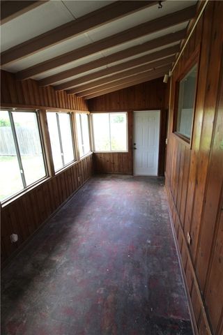 519 Field Ave, Taft, TX 78390
