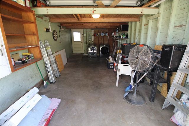 519 Field Ave, Taft, TX 78390