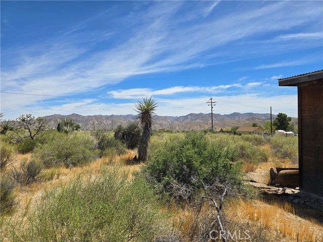 5 Apache, Morongo Valley, CA 92256