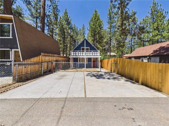 727 Elysian Boulevard, Big Bear, CA 92314