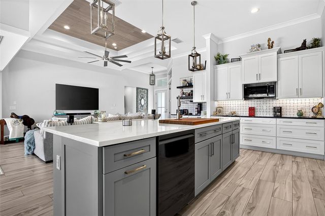 28116 N MCCALL ROAD, Englewood, FL 34223