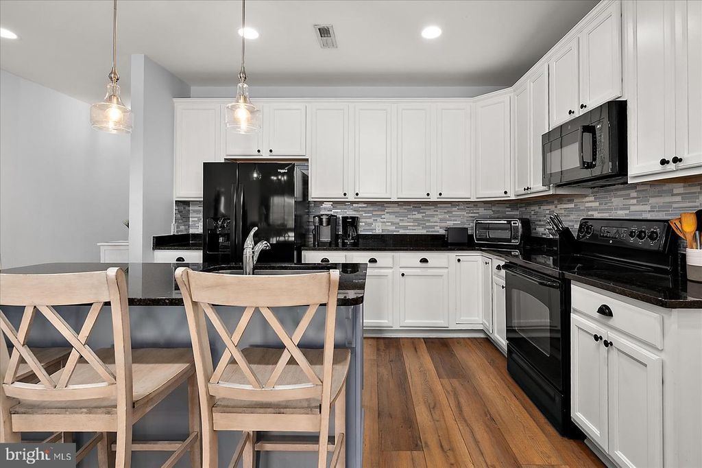 Image 19 of property listing at 200 WICOMICO ST #305, Ocean City, MD 21842