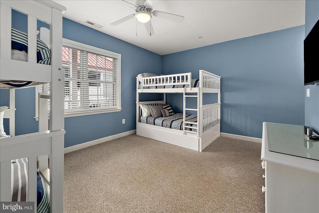 Image 39 of property listing at 200 WICOMICO ST #305, Ocean City, MD 21842
