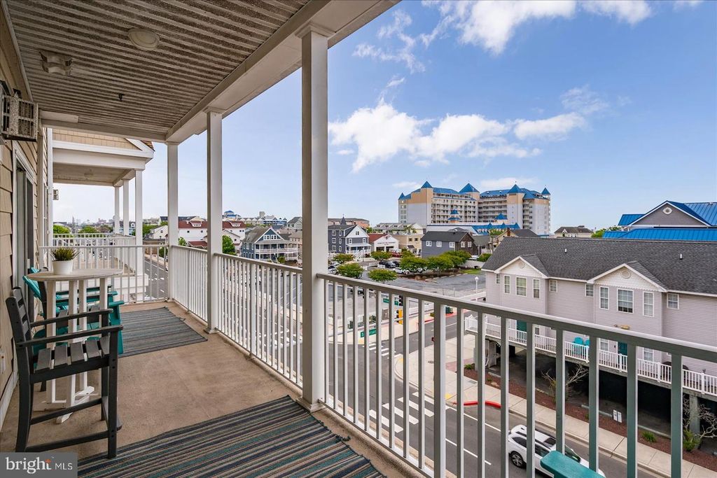 Image 41 of property listing at 200 WICOMICO ST #305, Ocean City, MD 21842