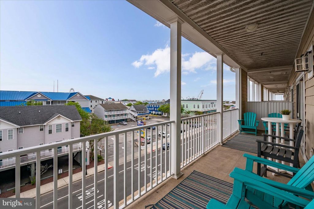 Image 42 of property listing at 200 WICOMICO ST #305, Ocean City, MD 21842