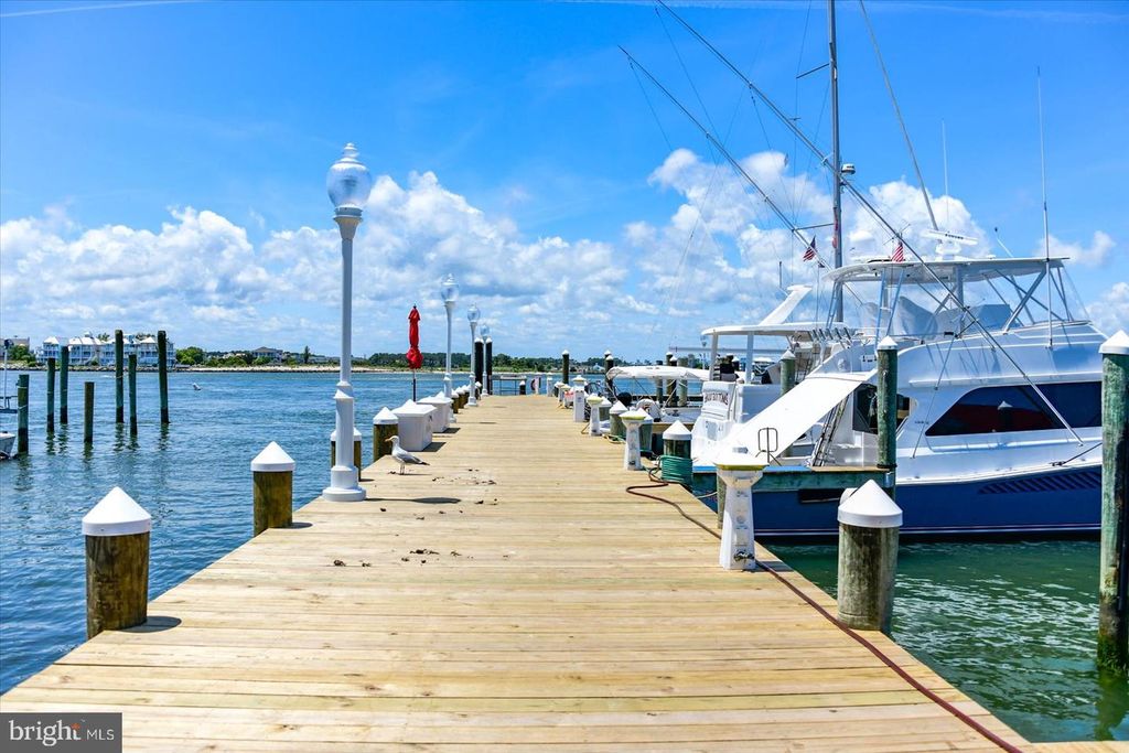 Image 47 of property listing at 200 WICOMICO ST #305, Ocean City, MD 21842