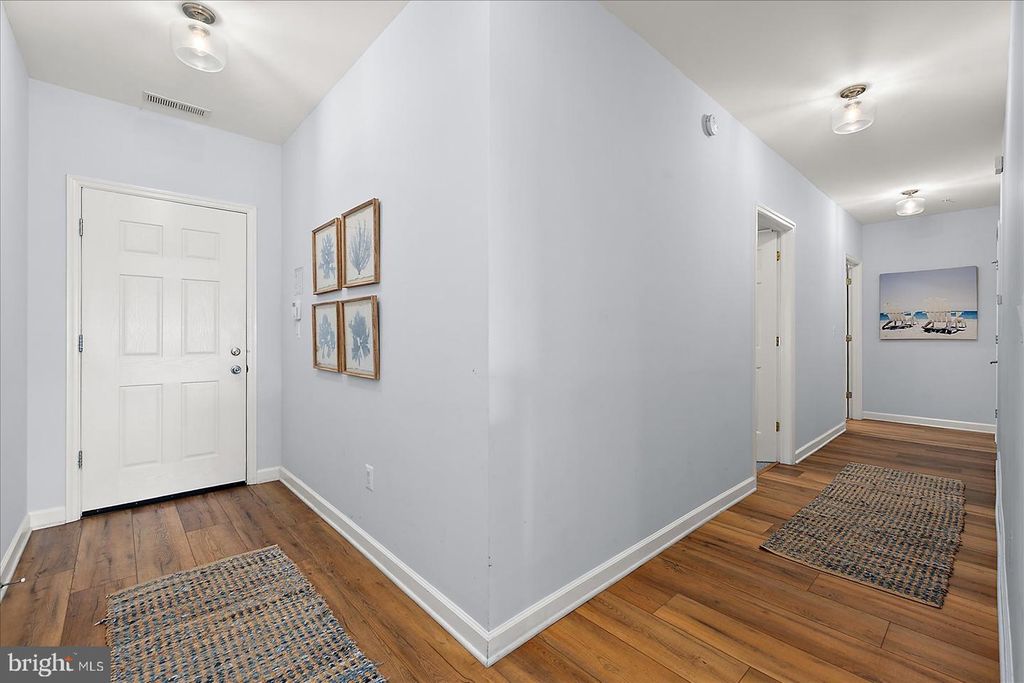 Image 5 of property listing at 200 WICOMICO ST #305, Ocean City, MD 21842