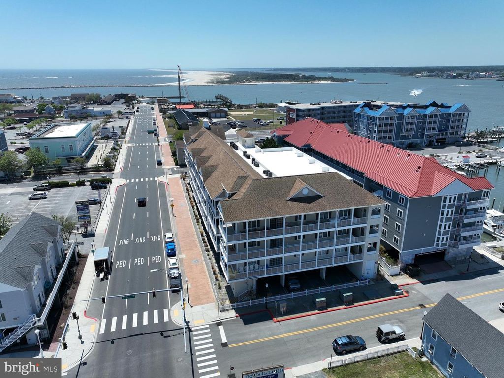 Image 53 of property listing at 200 WICOMICO ST #305, Ocean City, MD 21842