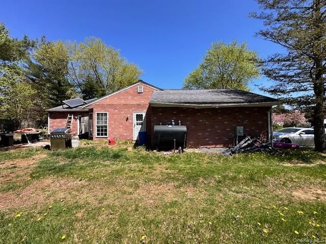 5 Orleans Green, Coram, NY 11727