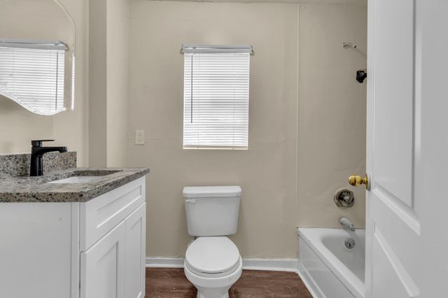 420 E State St, Murfreesboro, TN 37130
