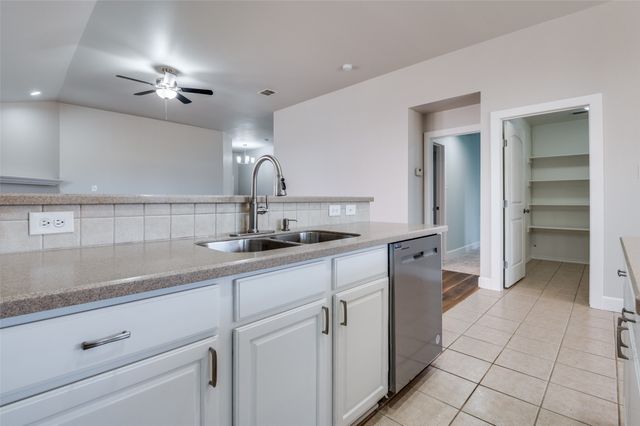 7383 Gallo, Grand Prairie, TX 75054