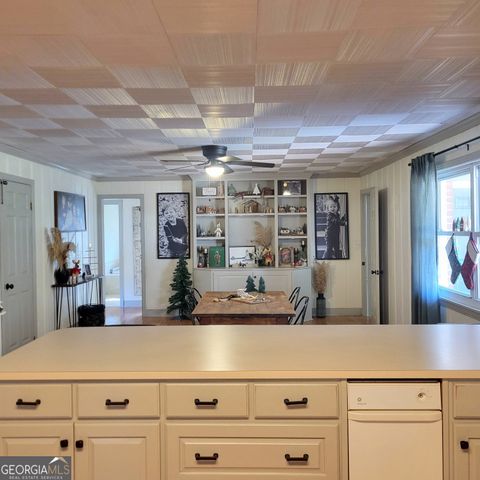 6307 26th Avenue, Valley, AL 36854