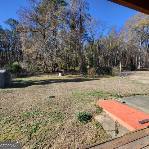 6307 26th Avenue, Valley, AL 36854