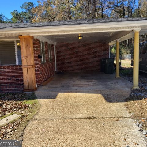6307 26th Avenue, Valley, AL 36854