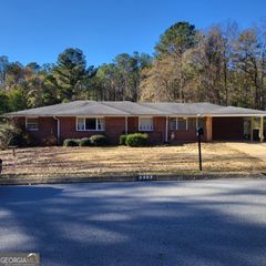 6307 26th Avenue, Valley, AL 36854
