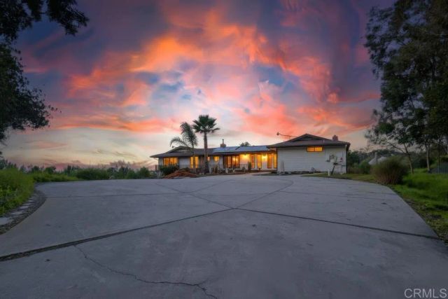 3709 Buena Creek Road, Vista, CA 92084