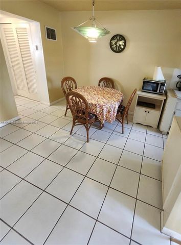 2145 Pierce Street 205, Hollywood, FL 33020