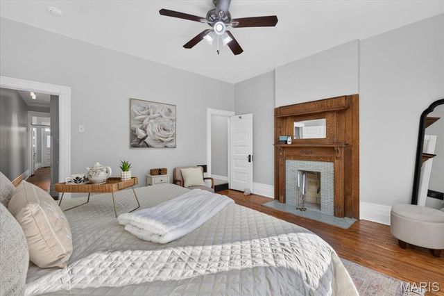 3821 Flad Avenue, St Louis, MO 63110