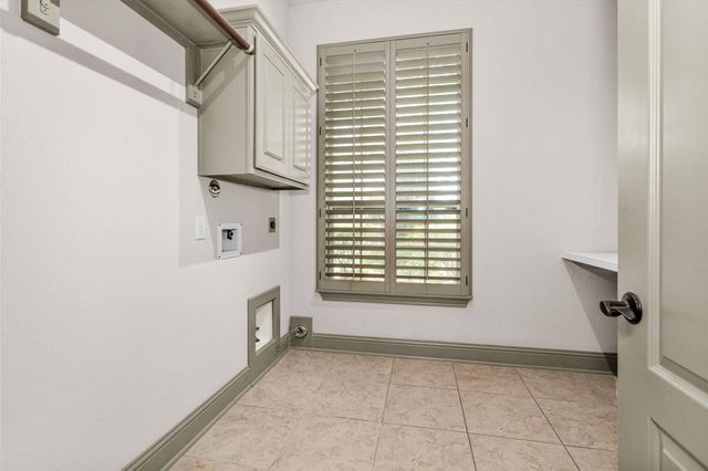 6411 S Saddle Creek Lane, Fulshear, TX 77441