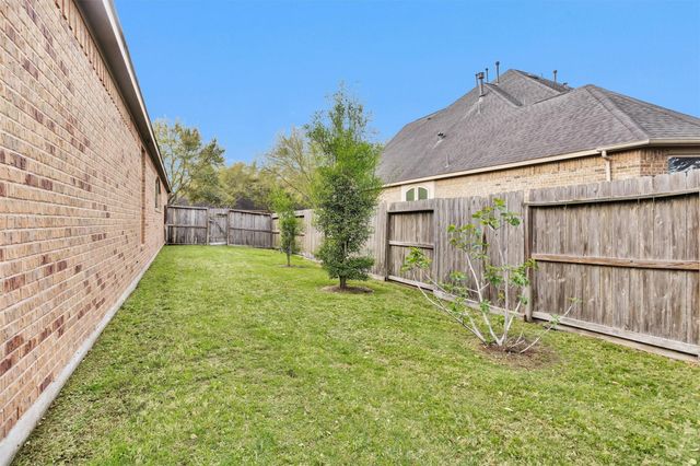 6411 S Saddle Creek Lane, Fulshear, TX 77441