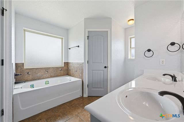 3711 Appalachian Trail, Killeen, TX 76549