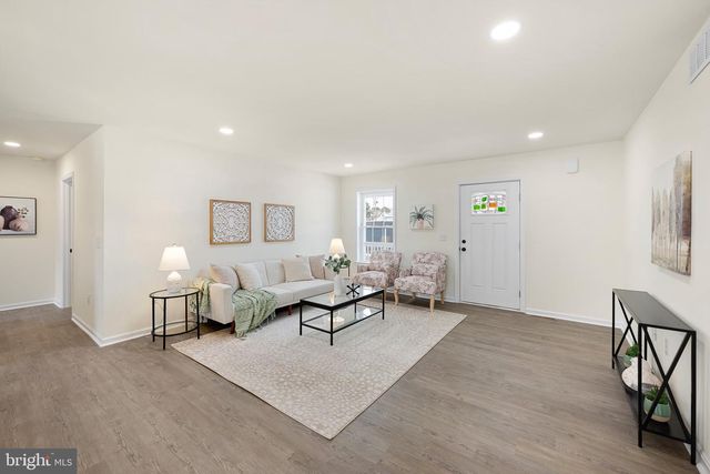 18 MCCLARY ST, Leipsic, DE 19901