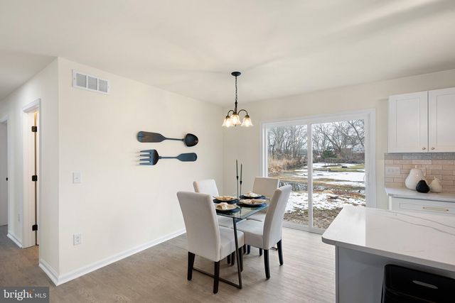 18 MCCLARY ST, Leipsic, DE 19901