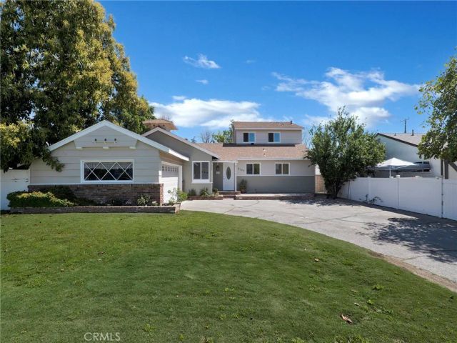 8150 Kelvin Avenue, Winnetka, CA 91306