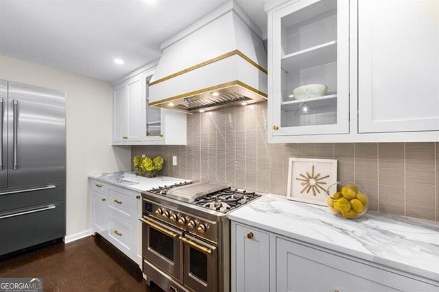 650 Moores Mill Road NW 11, Atlanta, GA 30327