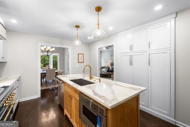 650 Moores Mill Road NW 11, Atlanta, GA 30327