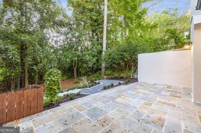 650 Moores Mill Road NW 11, Atlanta, GA 30327