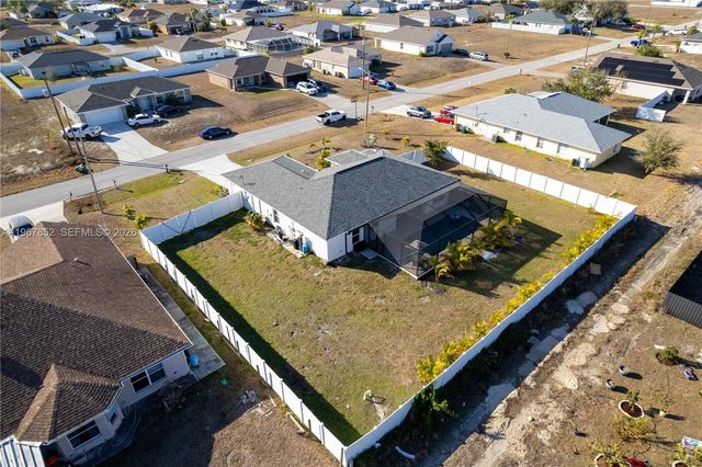 2013 NW Juanita Pl, Cape Coral, FL 33993