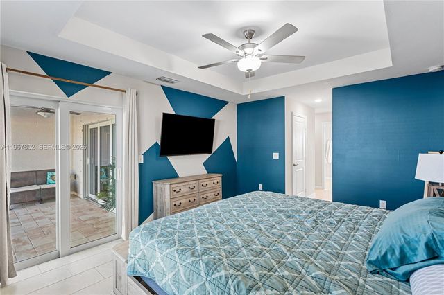 2013 NW Juanita Pl, Cape Coral, FL 33993