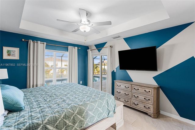 2013 NW Juanita Pl, Cape Coral, FL 33993