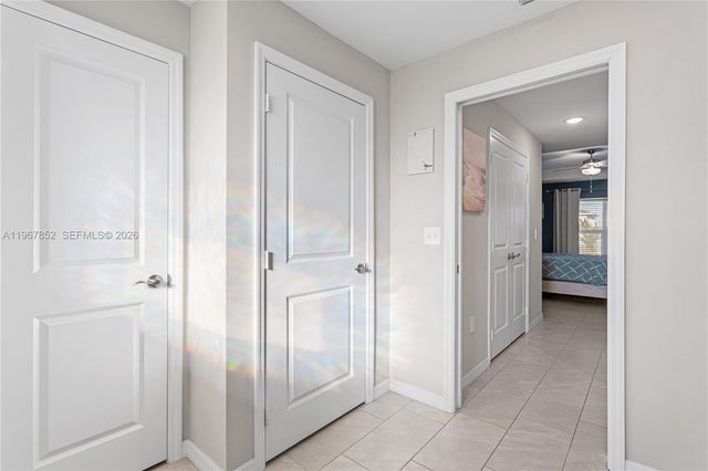 2013 NW Juanita Pl, Cape Coral, FL 33993