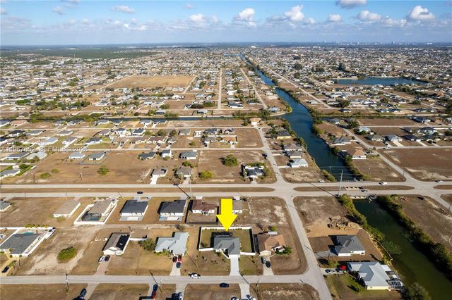 2013 NW Juanita Pl, Cape Coral, FL 33993