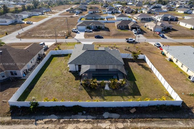 2013 NW Juanita Pl, Cape Coral, FL 33993