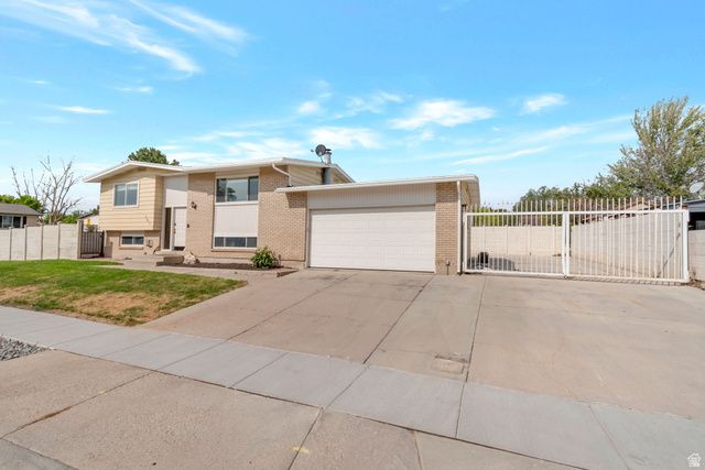 6622 S GEORGIA DR, West Jordan, UT 84084