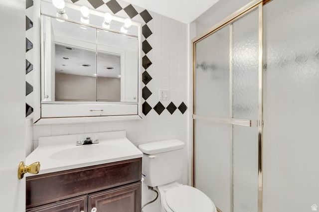6622 S GEORGIA DR, West Jordan, UT 84084